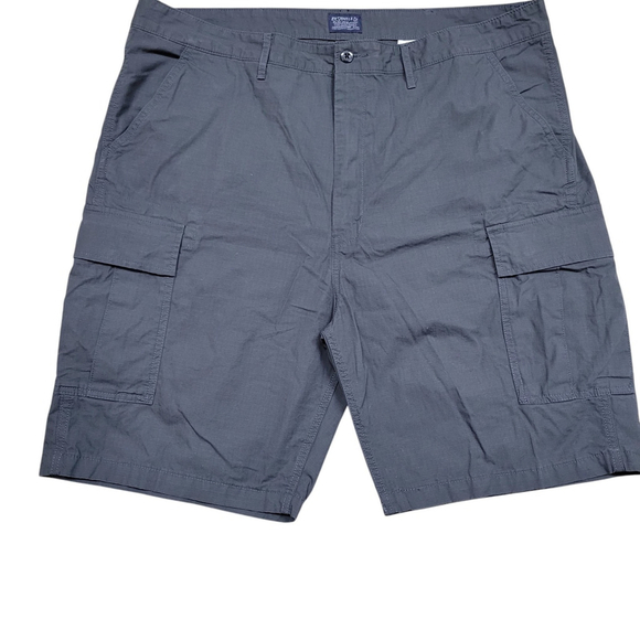 Levi's Cargo Shorts 42 Men's Gray NWOT - Picture 1 of 9